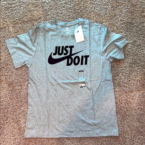 NWT Nike Heather Gray 'Just Do It' Tee size large
